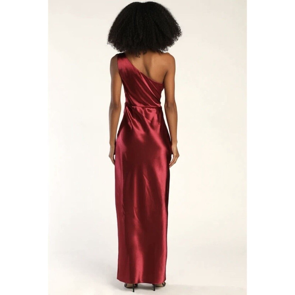 Lulus Alluring Arrival Red Satin One Shoulder Maxi Dress Womens 1X NWT $109 - Picture 4 of 16